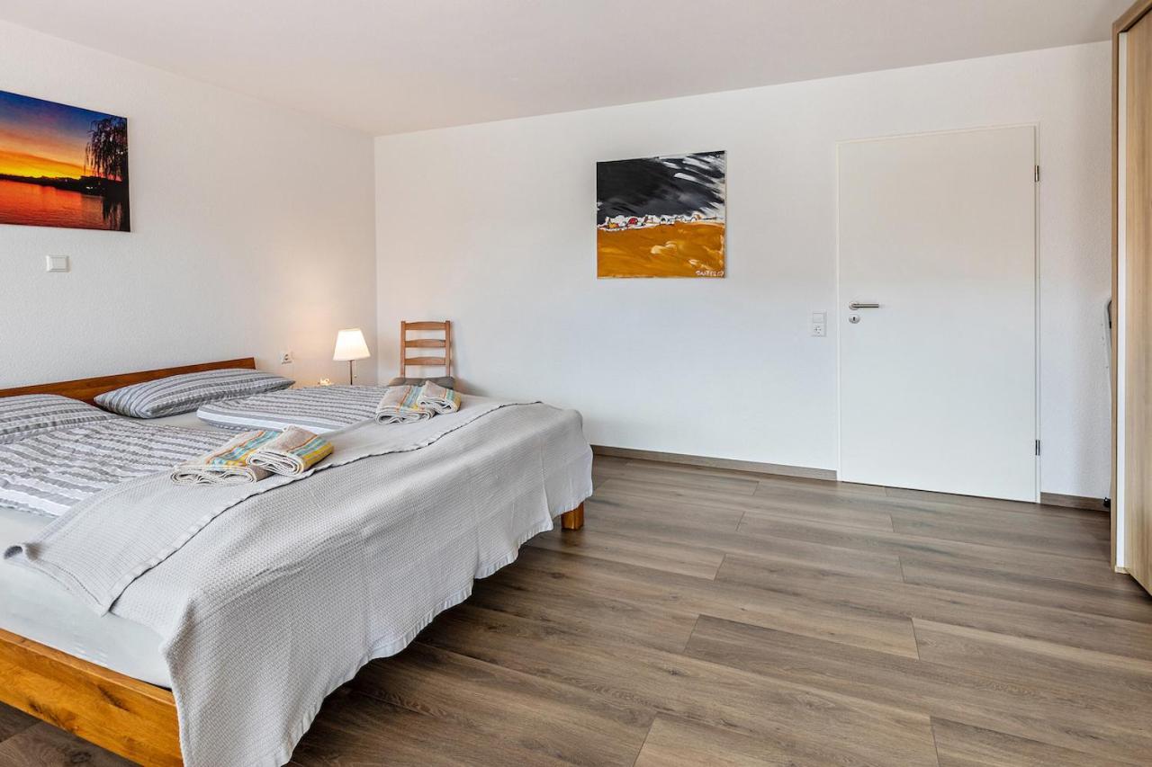 Ferienwohnung Am Alten Brunnen Gaienhofen  Buitenkant foto